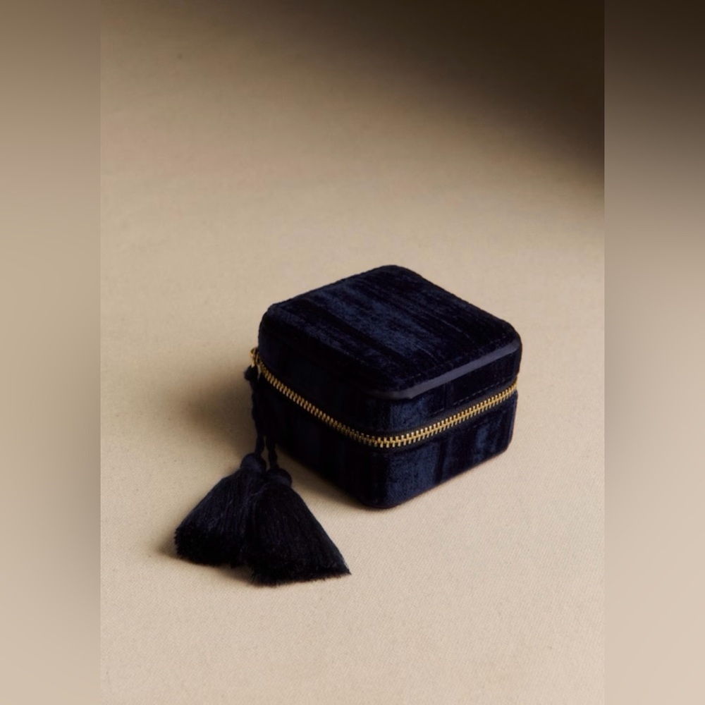 NEW Sezane Navy Embossed Velvet Jewelry Case with Gold Zipper
